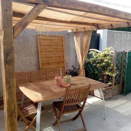 Camargue Vila Beauvoisin  Exterior foto